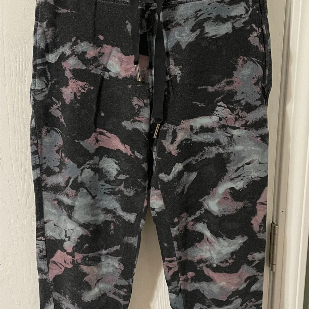 Athleta Salutation Balance Jogger XS Marine Black Camo Athletic Pant High Rise - Picture 8 of 12
